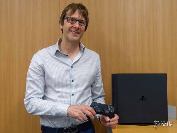 最近，一份来自Digital Foundry的报告显示PS4的首席架构师Mark Cerny已经开始与开发者们接触，并交流关于PS5的事情了，让我们一起来了解下详情吧！