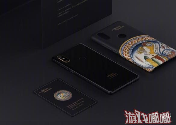 今天，小米公布了与大英博物馆联合设计的小米MIX 2S艺术特别版，手机底部印有“英国博物馆”的字样，售价4299元。