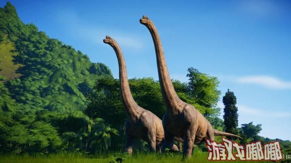 《过山车之星》开发商Frontier Developments带来的这款游戏为一款模拟经营游戏，而电影《侏罗纪世界2》将于2018年6月22日上映。玩家在游戏中将建造属于自己的侏罗纪公园，培育恐龙物种，建造景点，而且还能够像电影中那样，让恐龙们搞些破坏。
