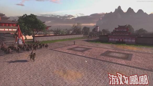 《全面战争：三国》是CA开发的《全战》策略系列新的历史题材游戏，定于2019年春季发售，也是首个以浪漫化历史为制作灵感的首个《全战》游戏。