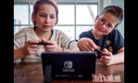 任天堂的美国总裁雷吉近日接受了Toronto Star的采访，采访中他表示很高兴竞争对手们并不重视儿童与家庭的游戏市场，让我们一起来了解下详情吧！