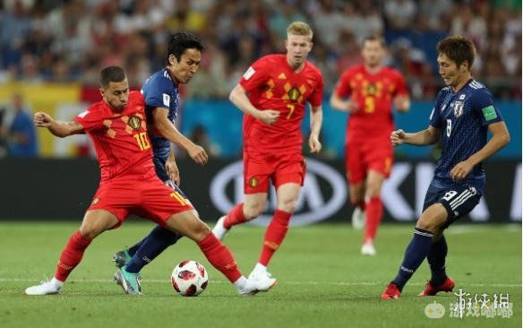 北京时间7月3日凌晨2时，在2018世界杯1/8决赛中，比利时3-2逆转日本晋级8强，原口元气和乾贵士分别建功，维尔通亨和费莱尼头槌扳平，替补出场的查德利读秒绝杀。比利时在1/4决赛上将对阵五星巴西。