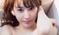 今天小编给大家带来的是日本今年HKT48参加总选的皇牌宫脇咲良的写真合集，妙不可言的性感身材，一起来欣赏一下吧！
