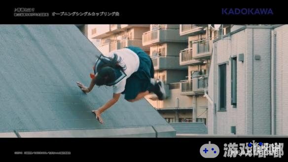7月新番《千绪的通学路》主题曲MV曝光，少女穿高中生制服裙上蹿下跳时不时还来一段空翻，吸引不少目光！一起来看看吧！