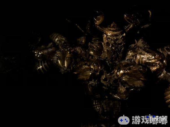 天气越来越热，树上的知了也是叫的很欢快，日本有位高中生用蝉壳做了一尊模型，尊威武霸气的虫族魔王竟然还能动！