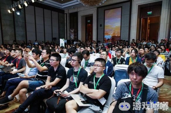 索尼圣莫妮卡官方今天分享了《战神4》新动态，《战神4》游戏玩法总监Jeet Shroff近期参加了中国GDC（中国游戏开发者大会）并现场演讲“战神重塑”主题，索尼圣莫妮卡表示能在中国GDC上演讲很感激，也很激动。