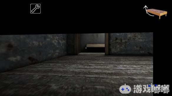 《外婆》是一款氛围恐怖的密室逃脱游戏。玩家需要一边解开谜题逃出密室，一边在一个可怕的老奶奶手下逃跑！