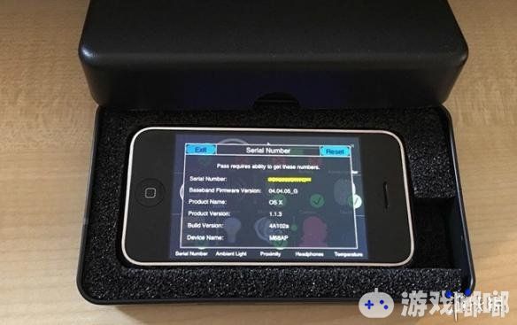 初代iPhone原型机现身eBay网站，内部软件可以支持测试板载硬件功能，目前售价已经飙升至人民币20万元