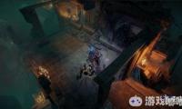 《暗影：觉醒》是一款采用即时战斗的独特线性单人RPG。你将操作一只由影界被召唤而来的恶魔“吞噬者”，吞噬死亡英雄的灵魂，并踏上一场史诗冒险。这里有充满挑战的游戏内容，扣人心弦的故事剧情和赏心悦目的画面