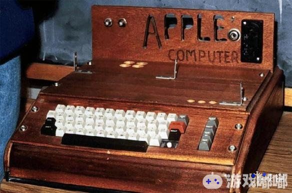 今天凌晨苹果举行新一次产品发布会，回顾苹果初期到现在，已经给我们带来了很多惊喜，下面一起来回忆一下，苹果那些年制造的杀手级产品。