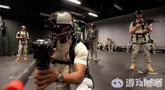 目前，将VR/AR/MR技术导入军事演习的产业规模正在不断扩大，据相关报告预测，到2025年使用AR/VR的防御市场的规模将达到17.9亿美元。
