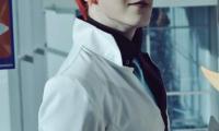 近日，国外小姐姐COS了《守望先锋（Overwatch）》中的莫伊拉，一头桀骜不驯的红发加上白色外套，帅气迷人的不得了！