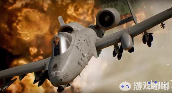 《皇牌空战7：未知空域（Ace Combat 7: Skies Unknown）》官方在最近的金摇杆奖典礼上公布了一段新的游戏预告片，展现了精彩刺激的空中战斗。一起来看看吧！