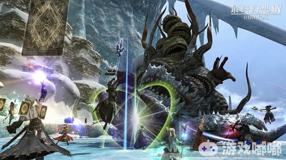 《最终幻想14》国服更新4.36版本“月下芳华”，在该版本中，开放了禁断之地优雷卡恒冰之地等内容。同时，国服版本也将开放