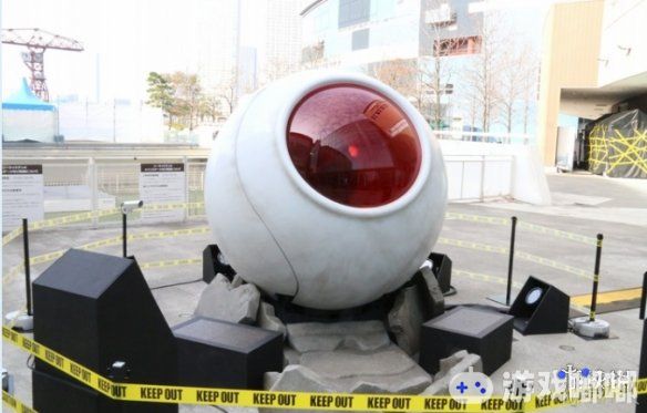 《龙珠》系列的第20部剧场版动画《龙珠超：布罗利》将于12月14日正式上映，今天官方公布了最新联动纪念策划实体制圆球赛亚人外星船，来看看吧！