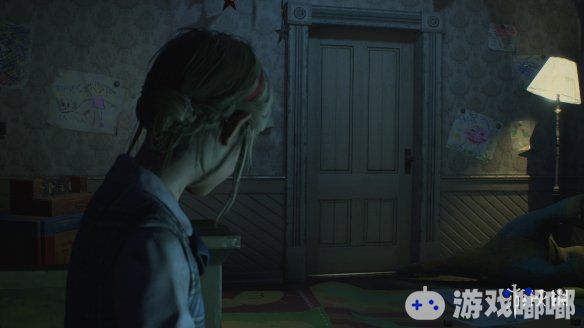 卡普空官方确认《生化危机2：重制版（Resident Evil 2 Remake）》中将添加一个原版没有的新场景——浣熊市孤儿院。此外从游戏截图中可以看出玩家应该能操纵小女孩雪莉游玩！
