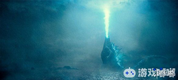 《哥斯拉：怪兽之王》预定2019年5月31日北美上映，今天官方公布了影片的正式预告片，哥斯达登场大战基多拉，场面异常激烈！