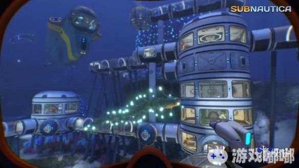 最近，Steam上好评如潮的开放世界生存游戏《深海迷航（Subnautica）》可以在Epic商城上限时免费领取！看来Epic为了与Steam竞争不惜推出重磅豪礼！