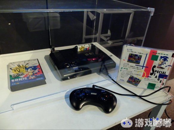 以回顾复古游戏的琦玉游戏展正在日本开展中，展会上囊括了各式各样的复古主机和游戏，相信一定能让你回忆起童年偷玩游戏的场景，让我们一起来看看吧！